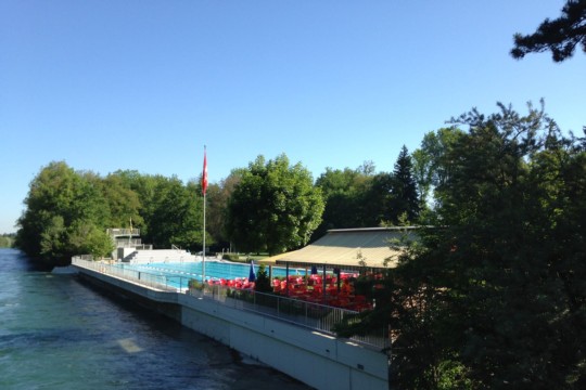 Parkbad Münsingen.jpg
